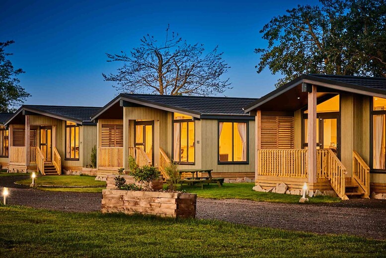 Luxury Lodge Stay for 4-6 with Late Checkout, Spa Leisure Access & Private Jacuzzi Bath or Hot Tub at Silverwood Resort | Wowcher